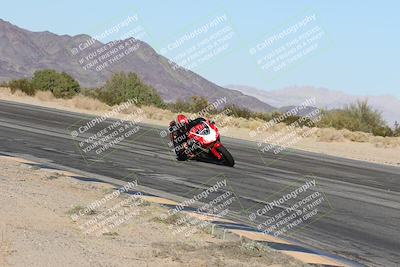 media/Dec-01-2025-Moto Forza (Mon) [[2daa91e15f]]/2-Intermediate Group/Session 4 (Turn 10 Inside)/